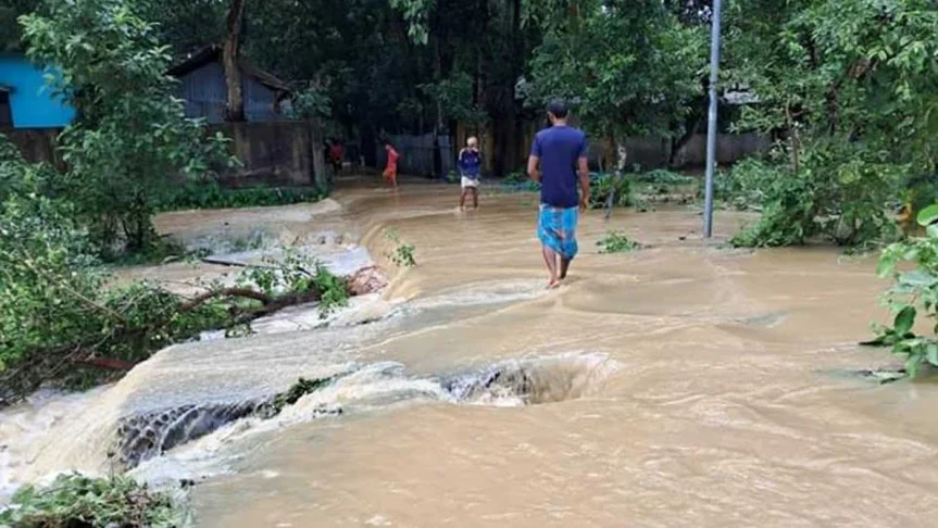 ফেনীতে ভয়াবহ বন্যায় ১৯ জনের মৃত্যু