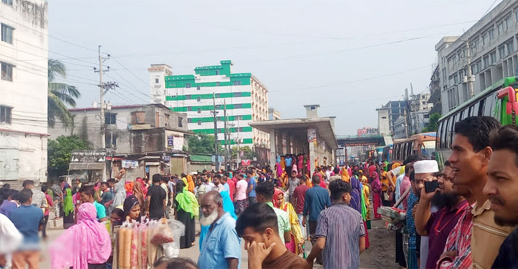 গাজীপুরে ফের মহাসড়ক অবরোধ, চরম ভোগান্তিতে যাত্রীরা