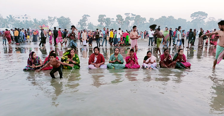 কুয়াকাটায় রাসমেলা শুরু ১৪ নভেম্বর