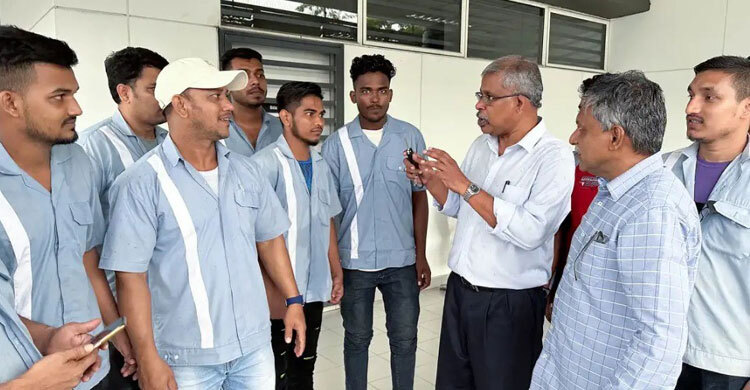 মালয়েশিয়ায় বাংলাদেশি শ্রমিকদের বকেয়া মজুরি পরিশোধে চুক্তি