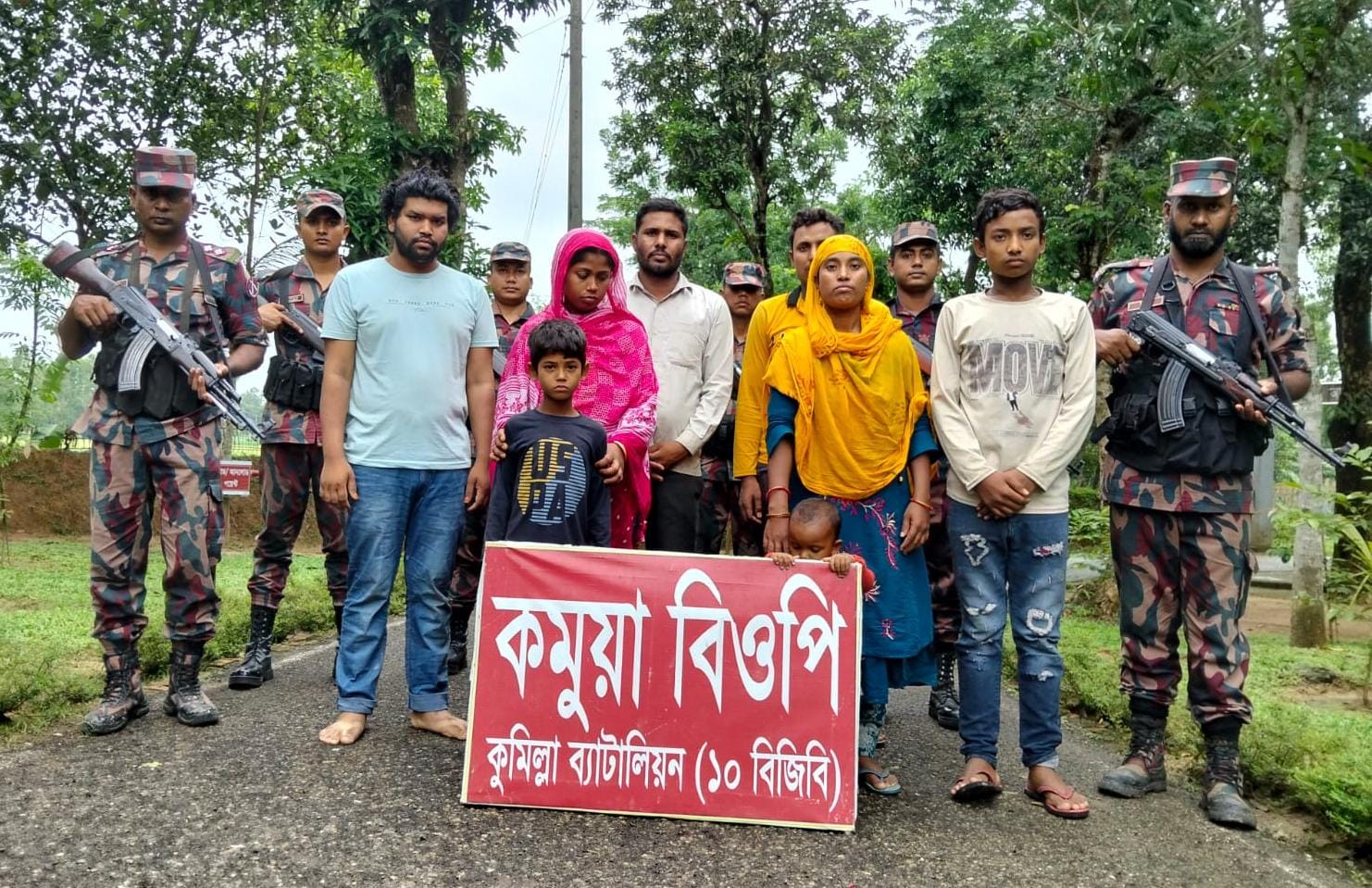 কুমিল্লায় সীমান্তে ১৩ জনকে বিএসএফের পুশইন