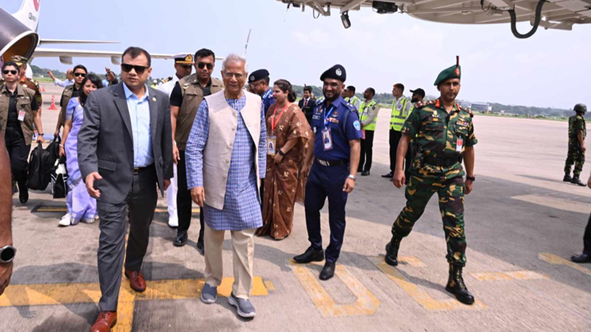 চট্টগ্রামে প্রধান উপদেষ্টা