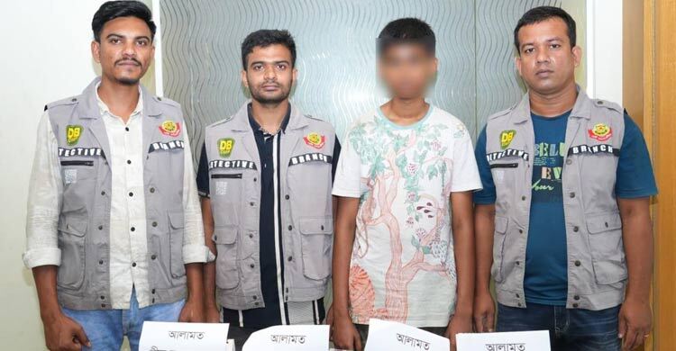শেওড়াপাড়ায় জোড়া খুন সাইকেল কিনতে এসে টাকা চুরি, দেখে ফেলায় দুই খালাকে খুন