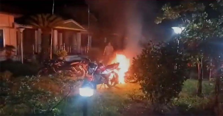 রংপুরে জিএম কাদেরের বাড়িতে হামলা