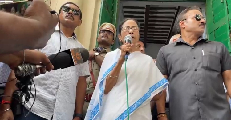 মুর্শিদাবাদে সহিংসতার ঘটনা পরিকল্পিত: মমতা ব্যানার্জী