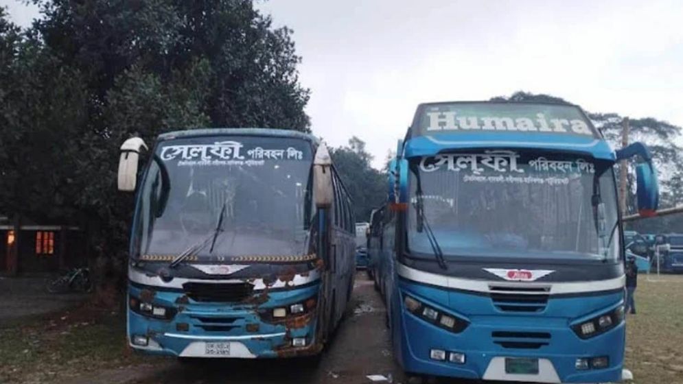 সাভারের আশুলিয়ায় বাসের ধাক্কায় নিরাপত্তাকর্মীর মৃত্যু, ৬ বাস আটক