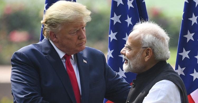 বিদেশি হস্তক্ষেপে যুদ্ধবিরতি, বিরোধীদের তোপের মুখে মোদী