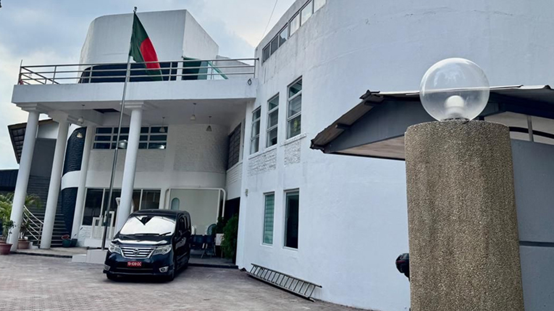 মালয়েশিয়ায় বাংলাদেশিদের জন্য চালু হচ্ছে ভোটার নিবন্ধন ও স্মার্ট এনআইডি সেবা