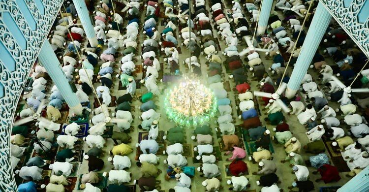 শান্তিপূর্ণভাবে উদযাপিত হলো পবিত্র ঈদুল আজহা