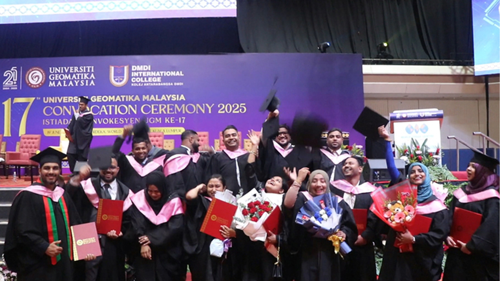 মালয়েশিয়ার শিক্ষাঙ্গনে বাংলাদেশি শিক্ষার্থীদের সাফল্য