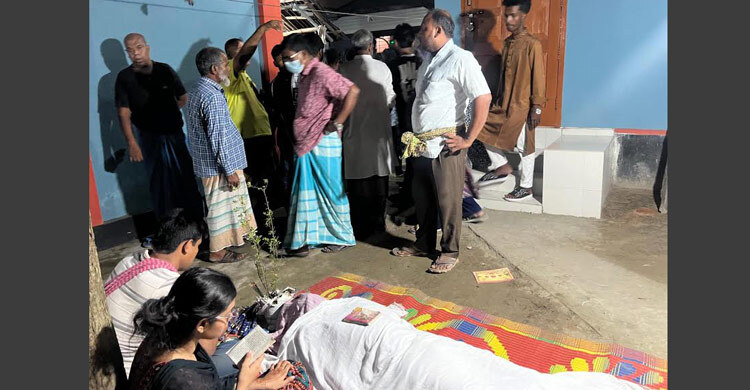 কুষ্টিয়ায় দুই মোটরসাইকেলের সংঘর্ষে প্রাণ গেলো যুবকের