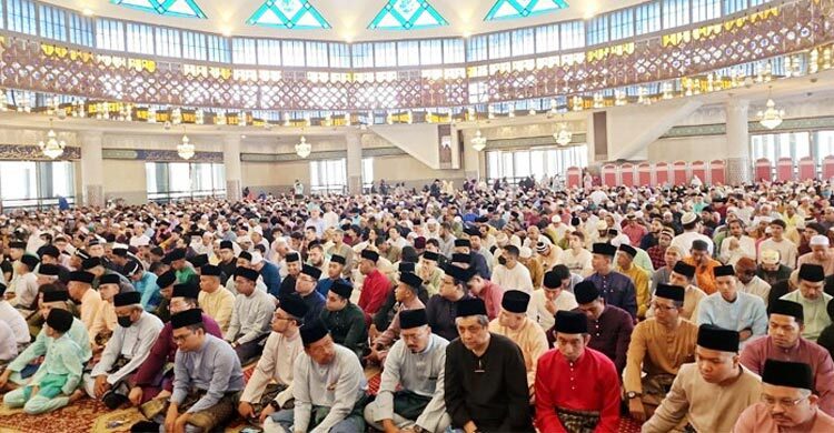 মালয়েশিয়ায় শান্তিপূর্ণভাবে প্রবাসীদের ঈদ উদযাপন