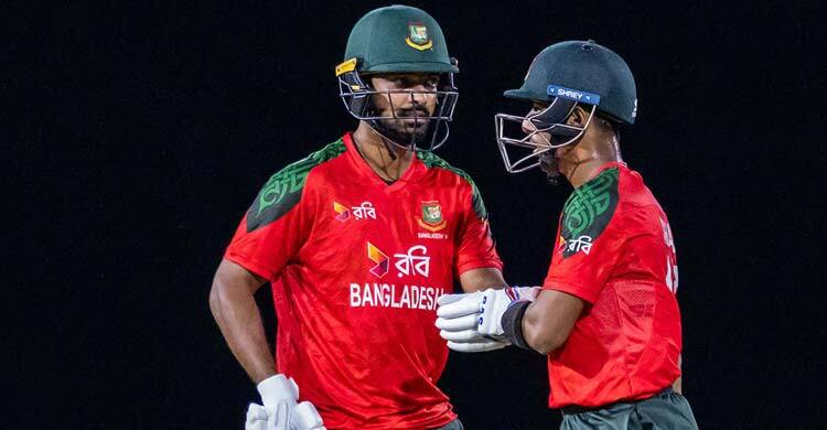 এক পরিবর্তন নিয়ে টস জিতে ব্যাটিংয়ে বাংলাদেশ