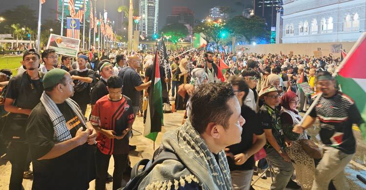 মালয়েশিয়ায় ফিলিস্তিনের পক্ষে সংহতি সমাবেশ