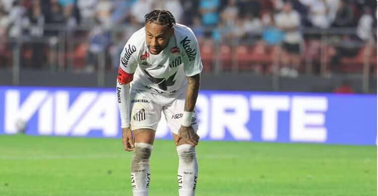 ফের ইনজুরিতে নেইমার, ব্রাজিল দল ঘোষণার আগে বড় ধাক্কা আনচেলত্তির