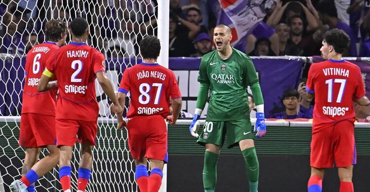 নেভেসের হ্যাটট্রিক, ৯ গোলের ম্যাচে বড় জয় পিএসজির