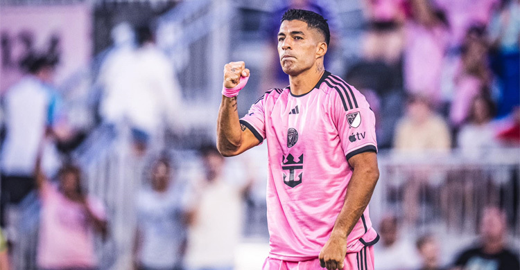 নেই মেসি, জোড়া পেনাল্টিতে মিয়ামিকে জেতালেন সুয়ারেজ