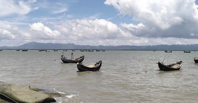 আরও ৭ রোহিঙ্গা জেলেকে ধরে নিয়ে গেলো আরাকান আর্মি