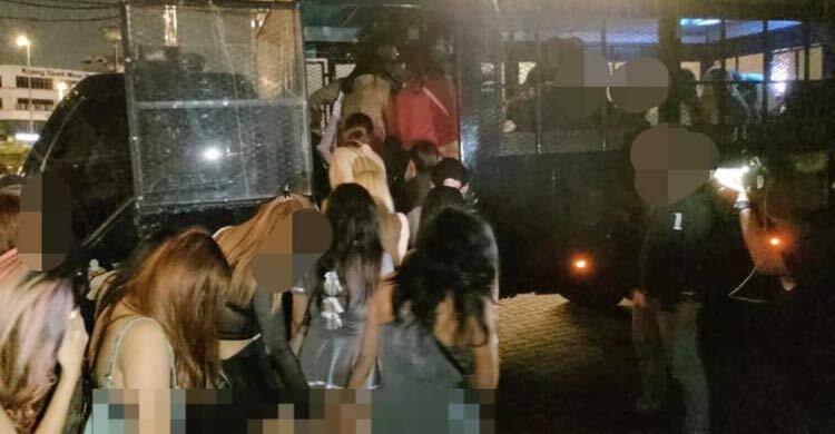 কুয়ালালামপুরে হোটেলে বিশেষ অভিযানে ৩৭ বিদেশি আটক