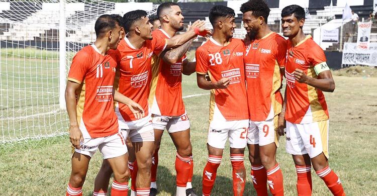 চ্যালেঞ্জ কাপ মোহামেডানকে হারিয়ে শিরোপা ধরে রাখলো ১০ জনের কিংস