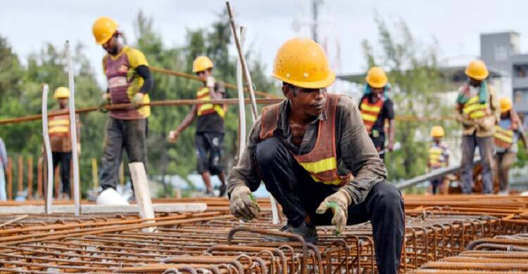 মালয়েশিয়া যেতে না পারা কর্মীদের ফের পাঠানো নিয়ে শঙ্কা, বাড়ছে খরচ
