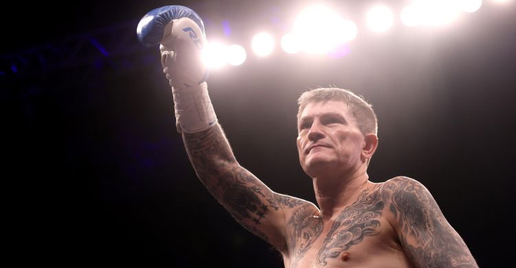 বাড়িতে মৃত অবস্থায় পাওয়া গেলো কিংবদন্তি বক্সারকে