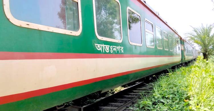 ইঞ্জিন বিকল, ৩ ঘণ্টা পর সিলেটের সঙ্গে সারাদেশের রেল যোগাযোগ শুরু