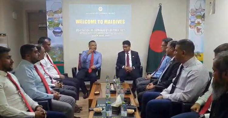 মালদ্বীপ সফরে ডিফেন্স সার্ভিসেস কমান্ড অ্যান্ড স্টাফ কলেজ