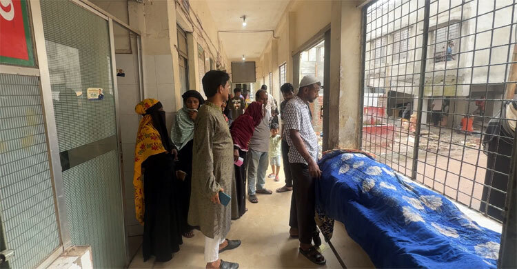 নরসিংদীর দুর্গম চরে আ’লীগ-বিএনপি সংঘর্ষ, গুলিতে নিহত ১