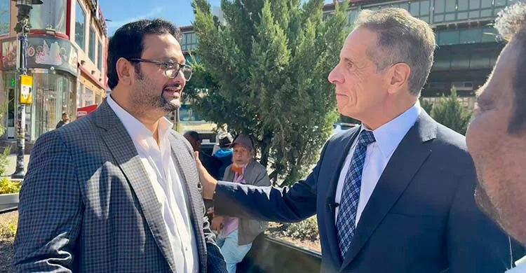 মেয়র নির্বাচনে বাংলাদেশি ব্যবসায়ী নেতার সমর্থন এন্ড্রু কুমোর প্রতি, জ্যাকসন হাইটসে কুমো