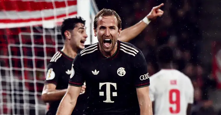 ইউরোপের ফুটবলে নতুন ইতিহাস গড়লো বায়ার্ন মিউনিখ