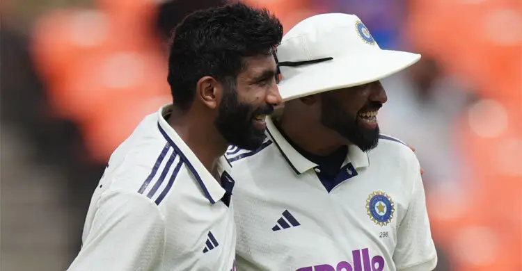 বুমরাহ-সিরাজের তোপে মাত্র ১৬২ রানে অলআউট ওয়েস্ট ইন্ডিজ