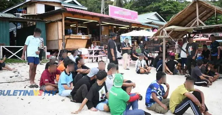 মালয়েশিয়ায় বাংলাদেশিসহ ১০ অবৈধ অভিবাসী গ্রেফতার