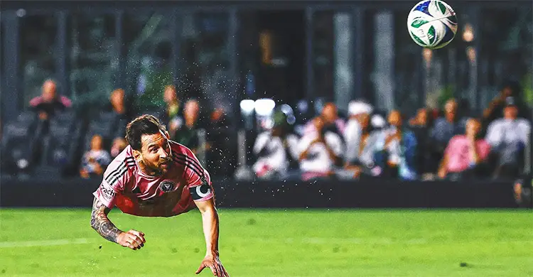 জোড়া গোলে নতুন রেকর্ড মেসির, সিরিজে এগিয়ে মিয়ামি