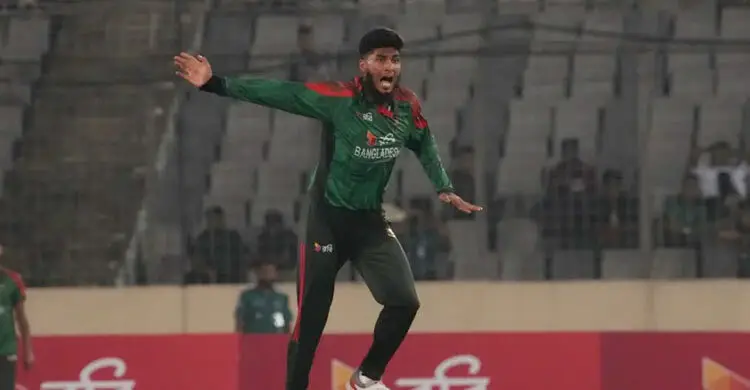ব্যাটিংয়ে ঝড় বোলিংয়ে জাদু, ম্যাচসেরা রিশাদ হোসেন