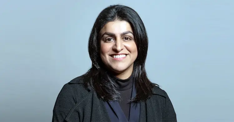 যুক্তরাজ্যের অভিবাসন নীতিতে বড় পরিবর্তনের ইঙ্গিত