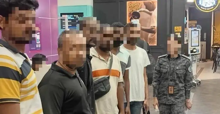 ১৫ বাংলাদেশিসহ ১১৩ অভিবাসীকে ফেরত পাঠালো মালয়েশিয়া