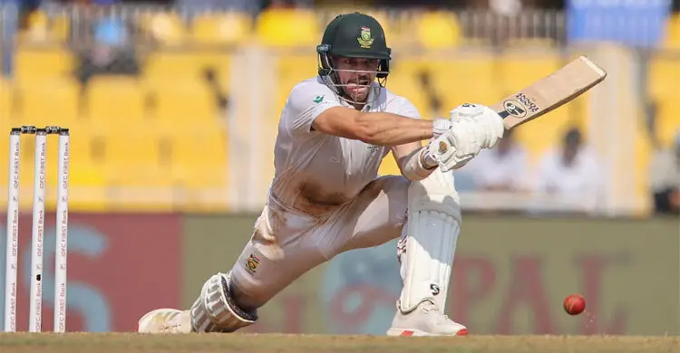 হোয়াইটওয়াশের লজ্জা এড়াতে ভারতের লক্ষ্য ৫৪৯ রান