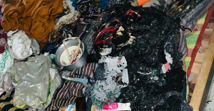 নারায়ণগঞ্জে মোবাইল ফোন বিস্ফোরণে শিশুসহ দগ্ধ ৪