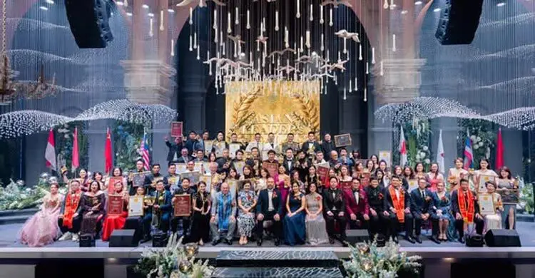 মালয়েশিয়ায় জমকালো আয়োজনে শেষ হলো এশিয়ান লিডার্স গালা