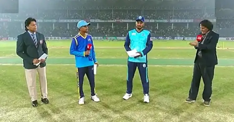 নোয়াখালীর বিপক্ষে ব্যাটিংয়ে চট্টগ্রাম