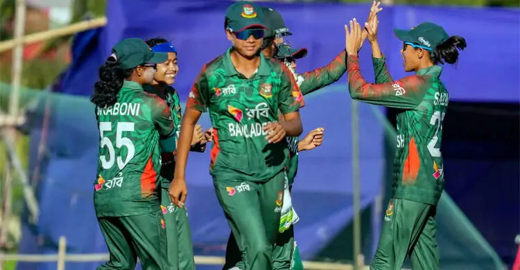 একের পর এক ক্যাচ মিস, হেরেই গেলো বাংলাদেশ