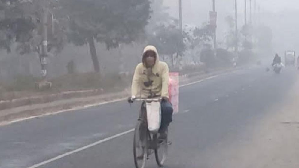 হাড়কাঁপানো শীতে জবুথবু ঠাকুরগাঁও