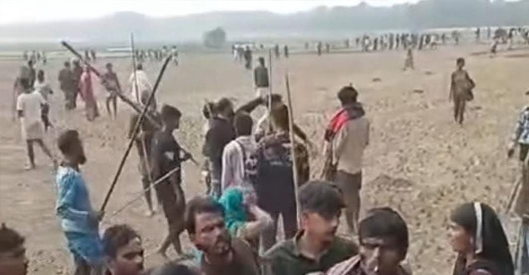 নেত্রকোনায় জমি নিয়ে বিরোধে সংঘর্ষ, আহত ৩০