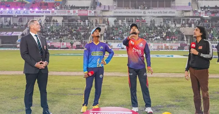 ফাইনালে ওঠার লড়াই টস জিতে রাজশাহীকে ব্যাটিংয়ের আমন্ত্রণ চট্টগ্রামের