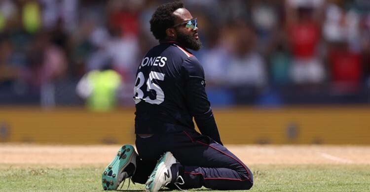 বিশ্বকাপের আগমুহূর্তে নিষিদ্ধ হলেন তারকা ক্রিকেটার