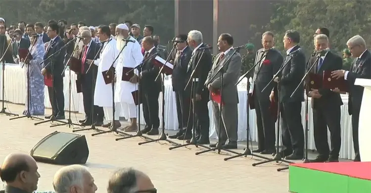 মন্ত্রী হিসেবে শপথ নিলেন ২৫ জন