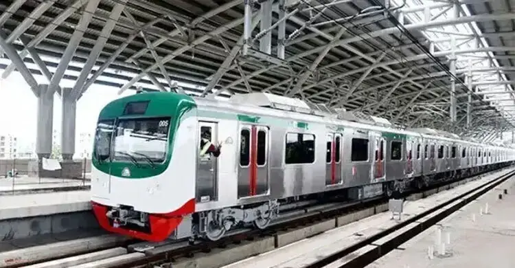 মেট্রোরেলে ইফতার নেওয়া বা খাওয়া যাবে না, ২৫০ মিলি পানি ছাড়া