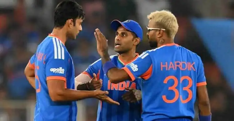 নেদারল্যান্ডসকে হারিয়ে অপরাজিত থেকে সুপার এইটে ভারত