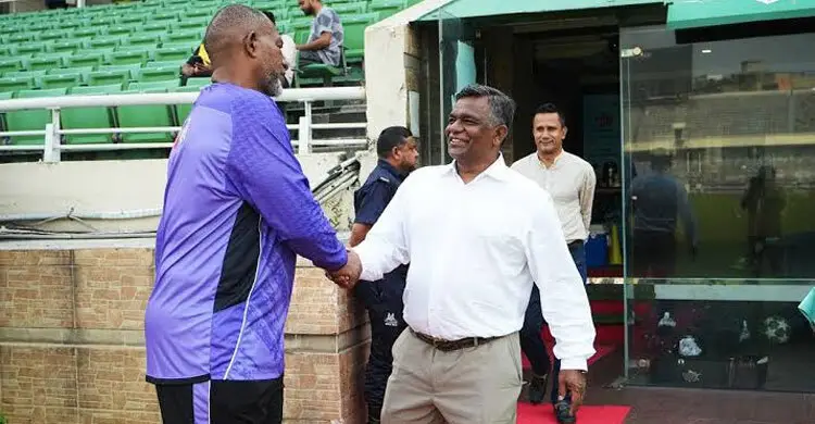 দেশে ফিরেই জাতীয় দলের ক্যাম্পে হাজির বিসিবি সভাপতি